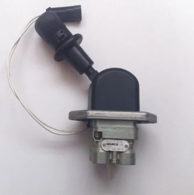 фото кран ручного тормоза 3 вывода с датчиком / wabco 961 723 157 0 