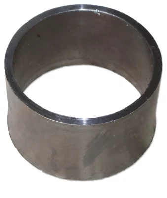 купить Втулка распорная среднего редуктора (высокая)